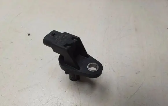 Mercedes-Benz C W204 Camshaft position sensor A6519050100 0232103107