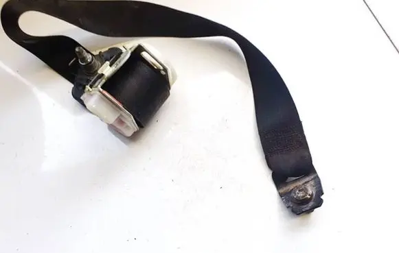 Opel Zafira A Middle seatbelt (rear) 90580906