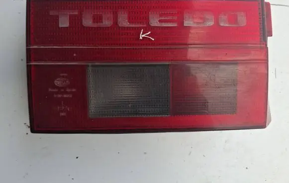 Seat Toledo I (1L) Tailgate rear/tail lights 96159800