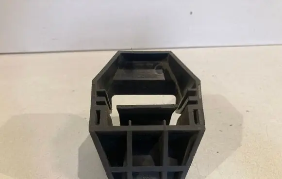 BMW 3 E46 Radiator mount bracket 1436264