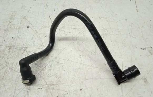 BMW 5 F10 F11 Vacuum line/pipe/hose 7602547