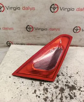 Mitsubishi Colt Tailgate rear/tail lights Mr105625