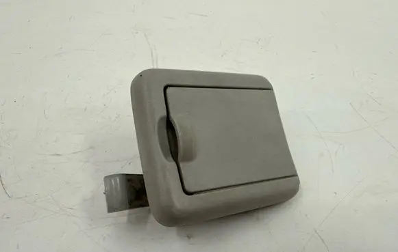 Volkswagen PASSAT B6 Cargo luggage net fixing mount 1T0861303M