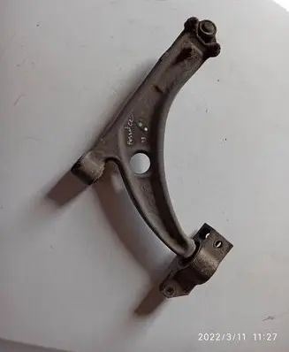 Volkswagen PASSAT CC Front lower control arm/wishbone 3C0407153B