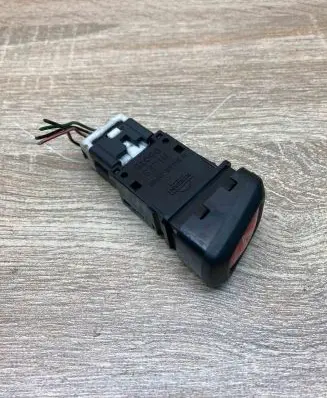 Nissan Almera Tino Hazard light switch 06016 8NilesJapan