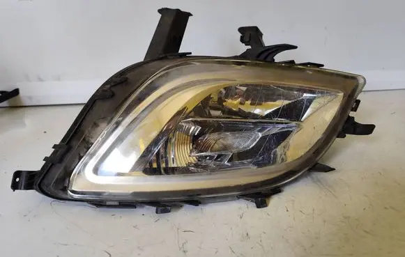 Opel Astra J Front fog light 13293618 662588537