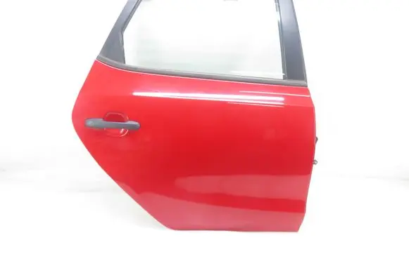 Hyundai i30 Rear door 