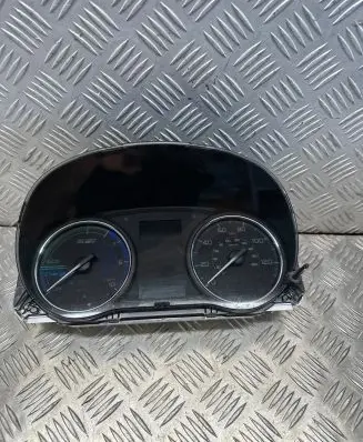 Mitsubishi Outlander Speedometer (instrument cluster) 8100c840