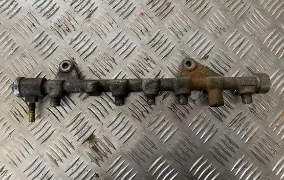 Renault Laguna II Fuel main line pipe 0445214127