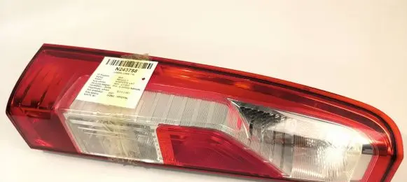 Renault Master IV Rear/tail lights