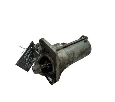 Dacia Sandero Starter motor 233003329R TS12E9