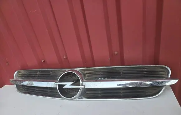 Opel Vectra C Front grill 13106812