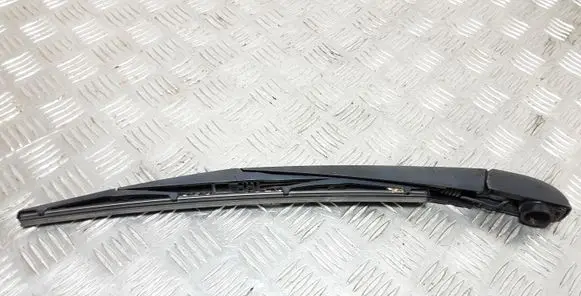 Jeep Cherokee Rear wiper blade arm