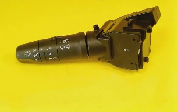 Nissan Primera Indicator stalk 25540