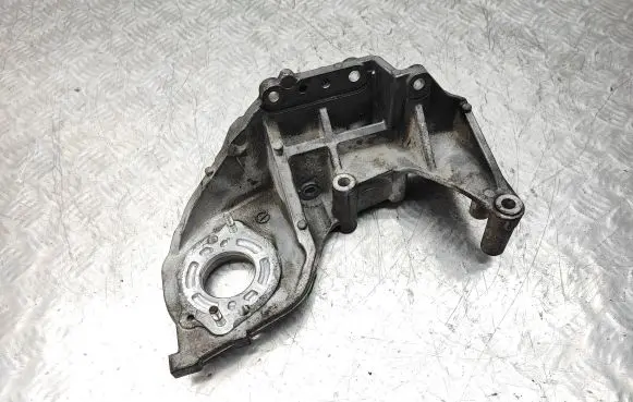 Mazda 6 Generator/alternator bracket RF7J