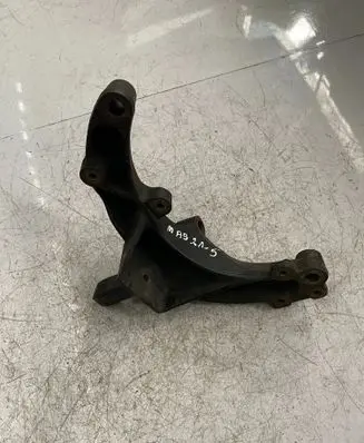 Renault Master III Gearbox mounting bracket 112332438R