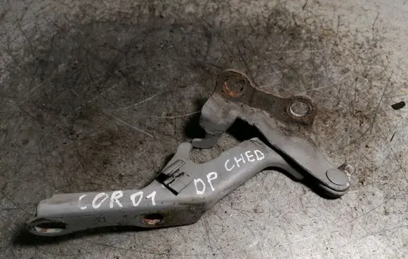 Toyota Corolla E120 E130 Engine bonnet/hood hinges