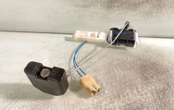 Fuel level sensor