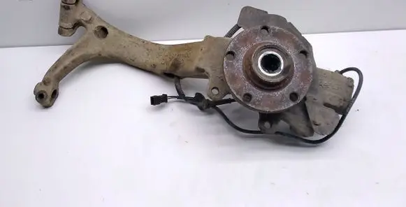 Audi A4 S4 B5 8D Front wheel hub 8D0467258