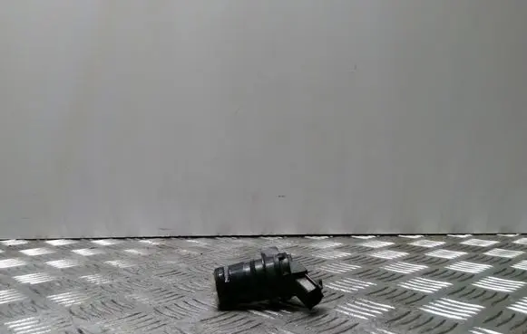 Lexus IS 220D-250-350 Windscreen/windshield washer pump 8533060190 0602104541