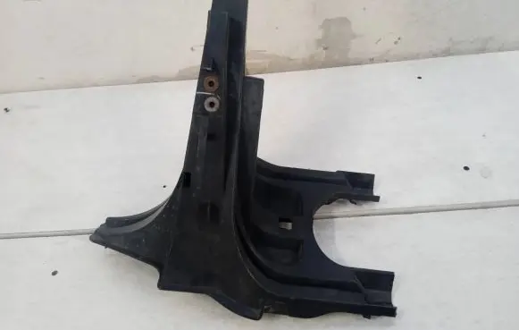 Headlight/headlamp mounting bracket