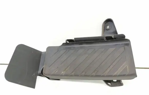 Volkswagen Golf VII Foot rest pad/dead pedal 5Q1864777B 5q1864775a