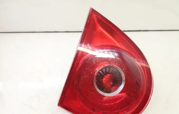 Volkswagen Golf V Tailgate rear/tail lights 1K6945093G 89031705 89031766