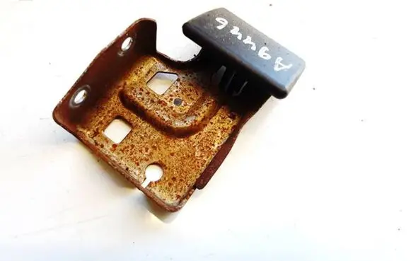 Nissan Almera N16 Engine bonnet (hood) release handle