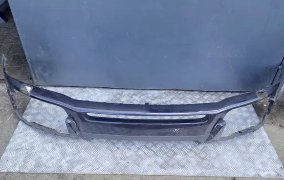 Volvo XC90 Front bumper 08620598