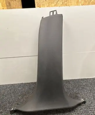 BMW X6 F16 (B) pillar trim (bottom) 7385627