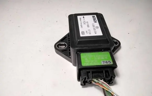 Mazda CX-7 ESP acceleration yaw rate sensor 5011809 07128 0265005254