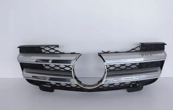 Mercedes-Benz GL X164 Front bumper upper radiator grill A1648880223
