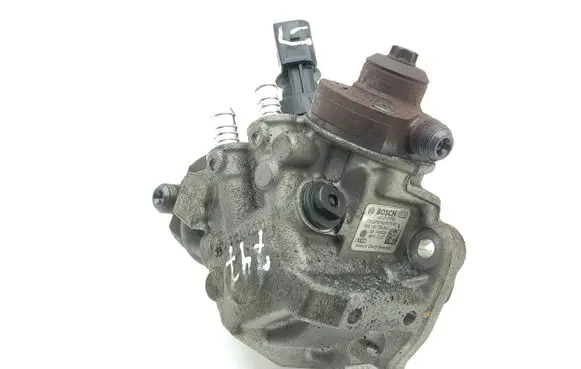 Porsche Cayenne (92A) Fuel injection high pressure pump 0445010642 03110628 059130755BG