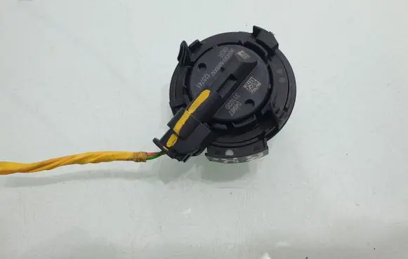 KIA Ceed Airbag deployment crash/impact sensor 95930M6000
