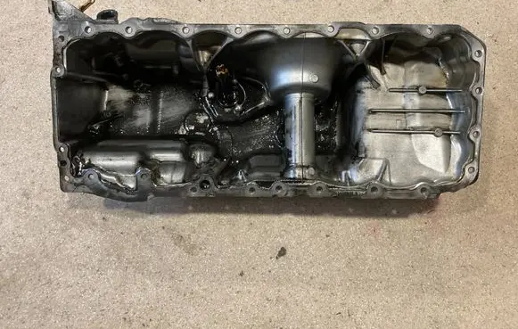 BMW 5 G30 G31 G38 Oil sump 8580127