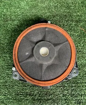 Toyota Prius (XW30) Rear door speaker 861600WM30 33809F1541 8942001301B