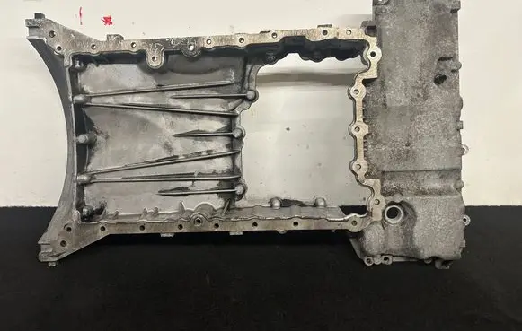 Mercedes-Benz ML W164 Oil sump R6420143702