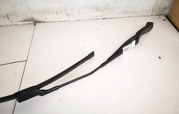 Jeep Renegade Front wiper blade arm 52109003
