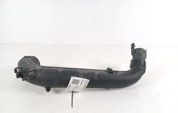 Volkswagen PASSAT B8 Brake vacuum hose/pipe 04E145673P
