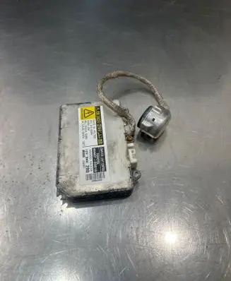 Toyota Avensis T250 Headlight ballast module Xenon 8596705010 3900016338