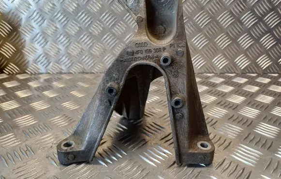 Audi A6 S6 C6 4F Engine mounting bracket 4F0199308P