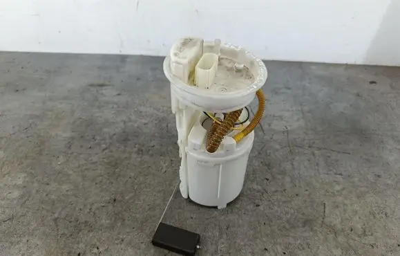 Seat Ibiza III (6L) In-tank fuel pump 8L0919051H