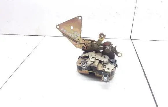 Mitsubishi Carisma Front door lock