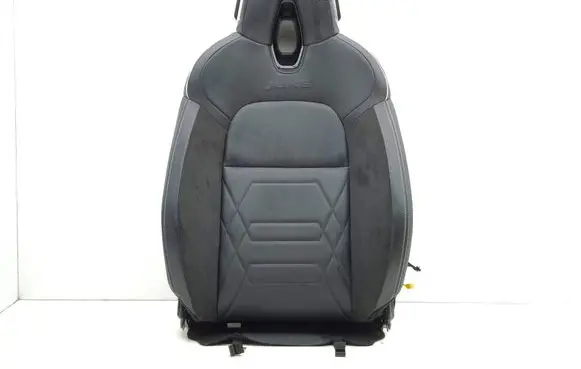 Nissan Juke II F16 Front passenger seat 