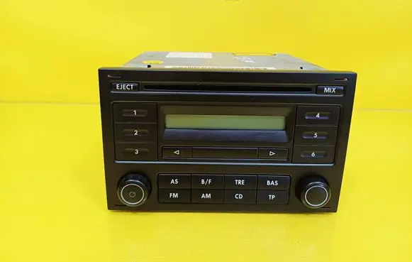 Volkswagen Transporter - Caravelle T5 Radio/CD/DVD/GPS head unit 7H0035152C