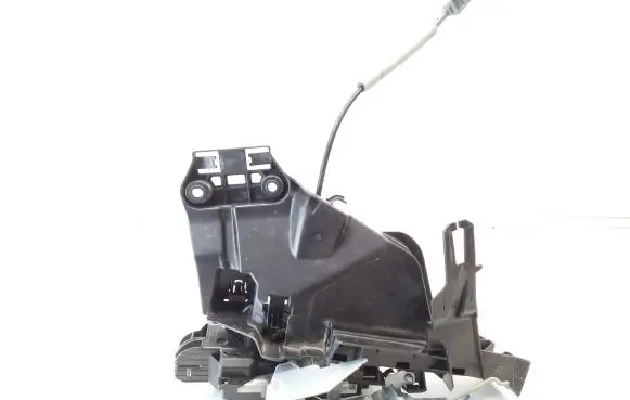 Volvo XC60 Front door lock 31349894