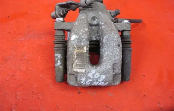 Peugeot 208 Rear brake caliper