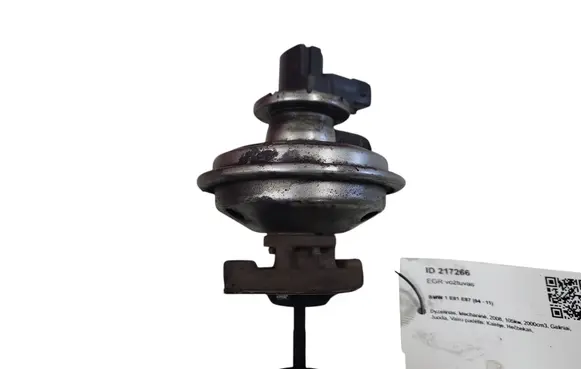 BMW 1 E81 E87 EGR valve 7801942