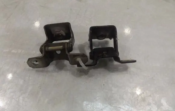 Fiat Stilo Tailgate hinge 