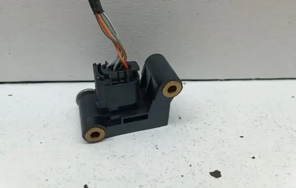 BMW 5 E60 E61 Airbag deployment crash/impact sensor 6977398 00B20B2B 220905